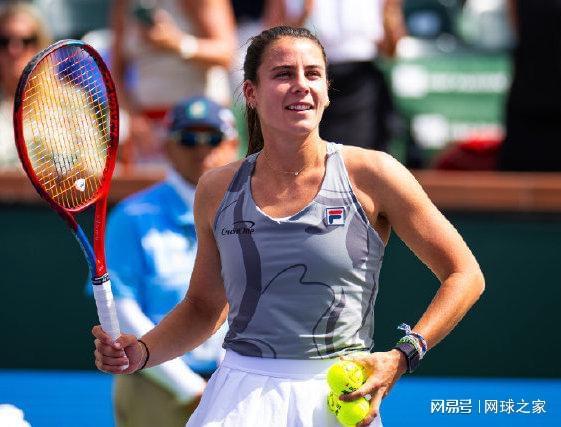 凭借一记精 凭借一记精